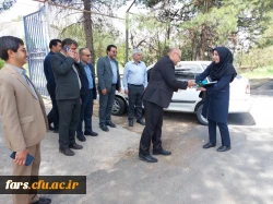 برگزاری مراسم بزرگداشت روز معلم در واحد شهید مطهری شیراز و همچنین تجلیل از استادان و پرسنل زحمتکش 
 20