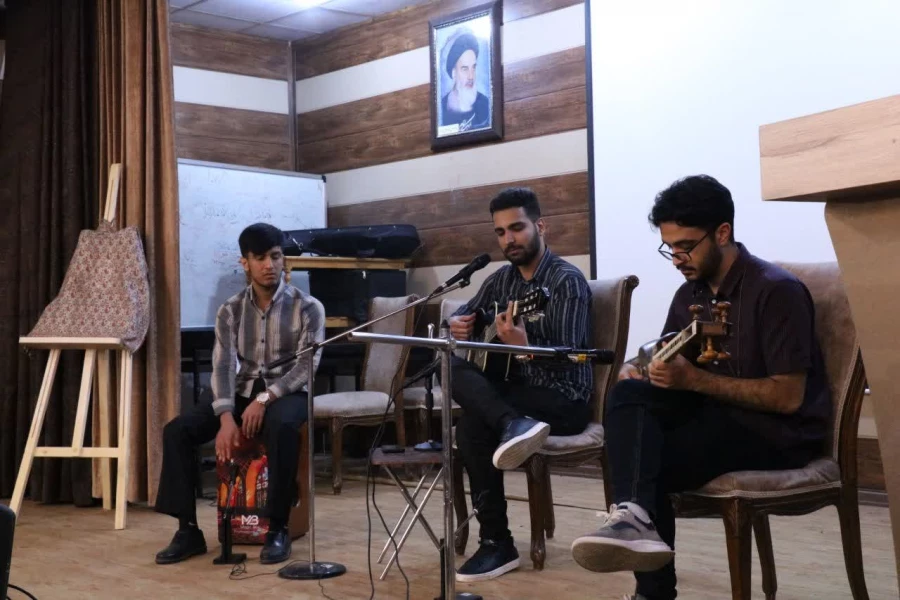 برگزاری مراسم بزرگداشت روز معلم  در پردیس شهید رجایی شیراز 3