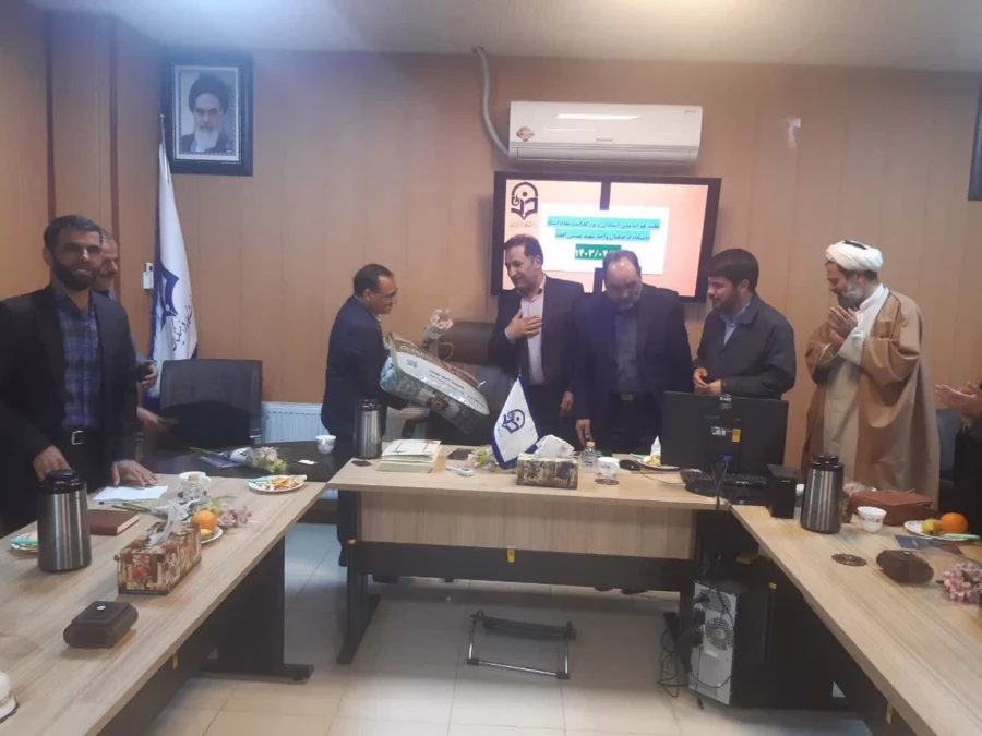 جلسه هم اندیشی اساتید مرکز شهید بهشتی اقلید به مناسبت هفته بزرگداشت مقام معلم  3