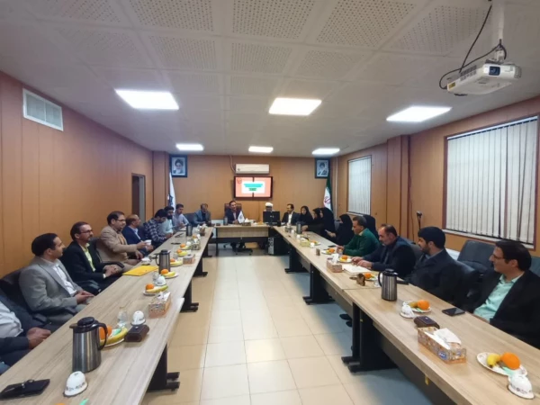 جلسه هم اندیشی اساتید مرکز شهید بهشتی اقلید به مناسبت هفته بزرگداشت مقام معلم  4