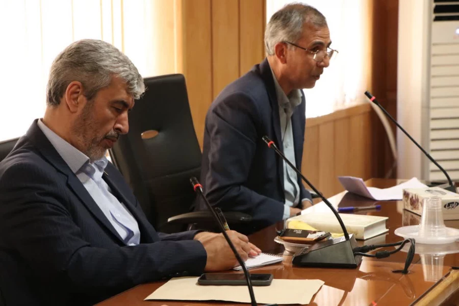 نشست اعضاء هیئت علمی دانشگاه فرهنگیان فارس با جناب آقای برزویی ریاست محترم دانشگاه فرهنگیان کشور 5