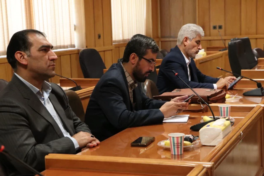 نشست اعضاء هیئت علمی دانشگاه فرهنگیان فارس با جناب آقای برزویی ریاست محترم دانشگاه فرهنگیان کشور 9