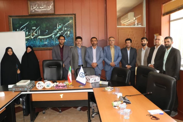 تکریم و معارفه کارشناس مسئول حراست پردیس شهید رجایی شیراز انجام شد 2