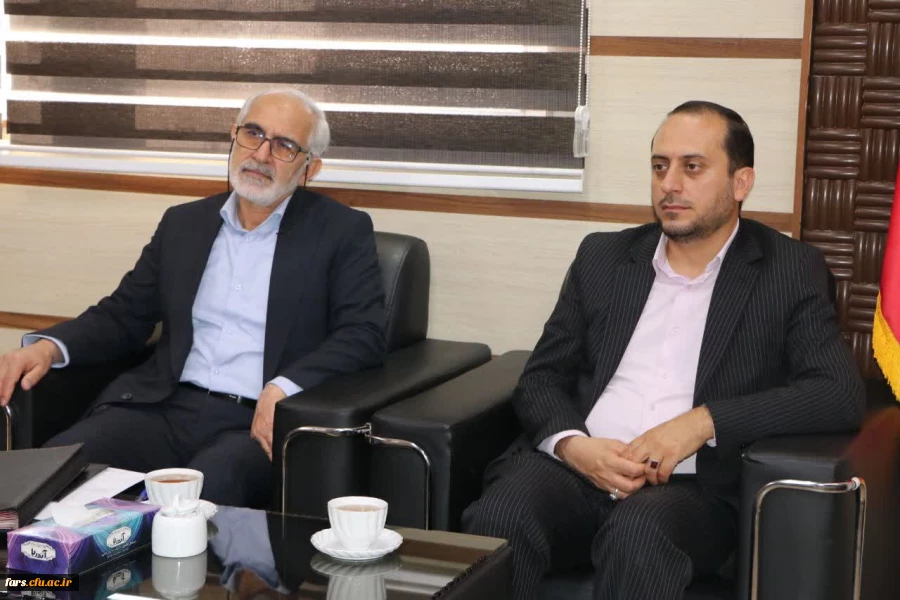 نشست هم اندیشی ریاست محترم دانشگاه فرهنگیان فارس با مدیر کل کانون پرورش فکری کودکان و نوجوانان 2