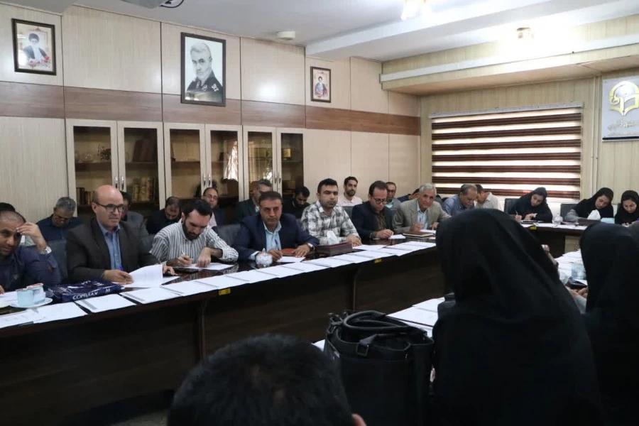 دوره آموزشی تربیت ارزیابان داوطلبان متعهدین خدمت در سالن اجتماعات پردیس شهید باهنر فارس برگزار گردید 4