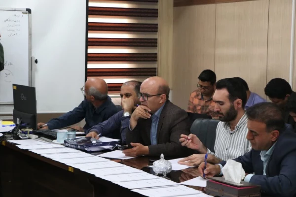 دوره آموزشی تربیت ارزیابان داوطلبان متعهدین خدمت در سالن اجتماعات پردیس شهید باهنر فارس برگزار گردید 20