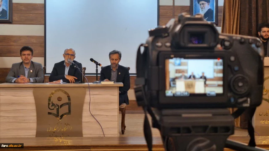 جلسه پرسش و پاسخ ریاست محترم دانشگاه فرهنگیان فارس با دانشجومعلمان پردیس شهید رجایی برگزار گردید 3