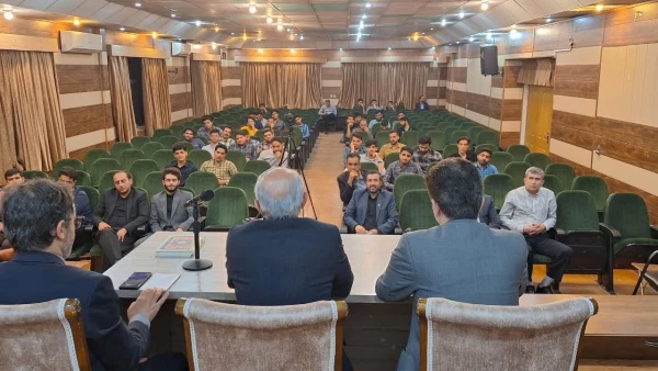 جلسه پرسش و پاسخ ریاست محترم دانشگاه فرهنگیان فارس با دانشجومعلمان پردیس شهید رجایی برگزار گردید 4