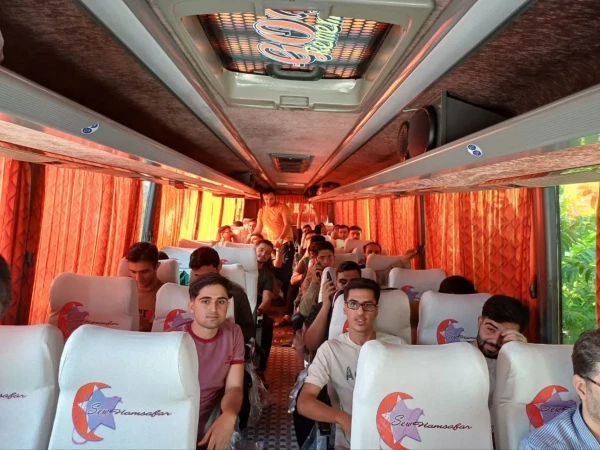 کاروان زیارتی شهدای خدمت حرکت کرد 2