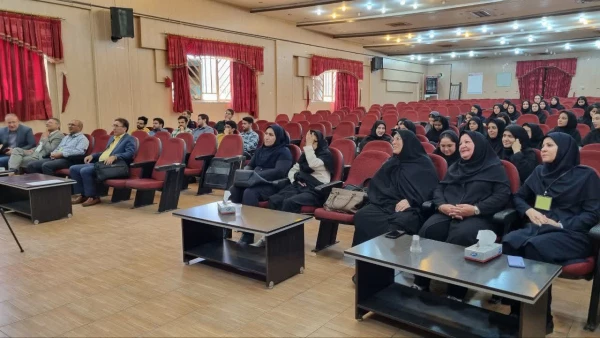 به همت واحد پژوهش دانشگاه فرهنگیان فارس و به میزبانی پردیس شهید باهنر  برگزار شد:
رویداد "آشنایی با فناوری نانو" 8