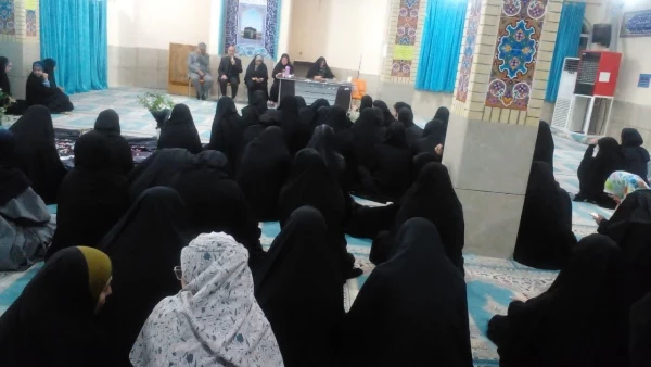 نشست مسئولین پردیس شهید باهنر شیراز با دانشجو معلمان سراهای دانشجویی ستایش و نیایش  4