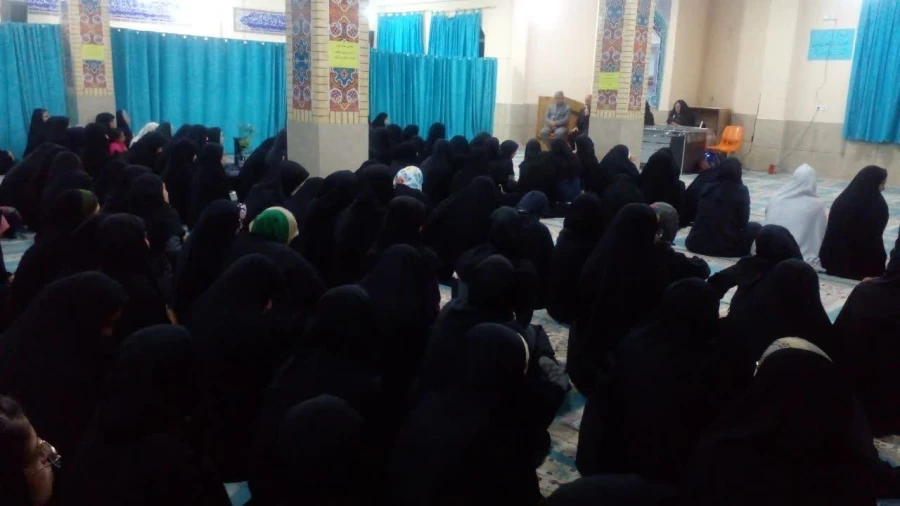 نشست مسئولین پردیس شهید باهنر شیراز با دانشجو معلمان سراهای دانشجویی ستایش و نیایش  5