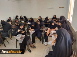 کارگاه کار با گل رُسدر مرکز زینب کبری کازرون 2