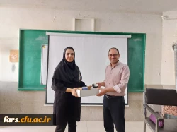 کارگاه کار با گل رُسدر مرکز زینب کبری کازرون 5