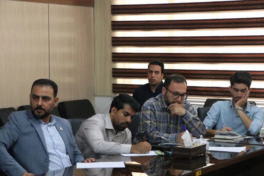 دور دوم کارگاه های آموزش ارزیابان در سالن کنفرانس پردیس شهید باهنر فارس طی سه روز برگزار شد 9