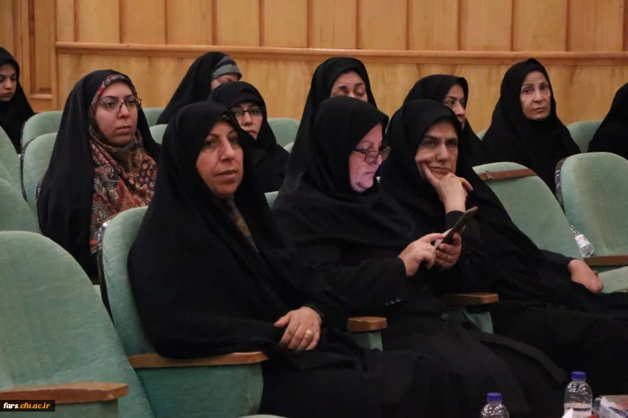 آئین تجلیل از برگزیدگان یازدهمین جشنواره تدریس برتر ( مرحله استانی) سال تحصیلی 1402_1403 6