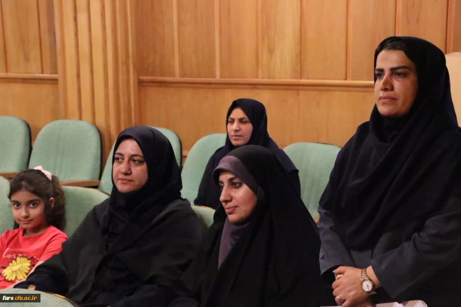 آئین تجلیل از برگزیدگان یازدهمین جشنواره تدریس برتر ( مرحله استانی) سال تحصیلی 1402_1403 8