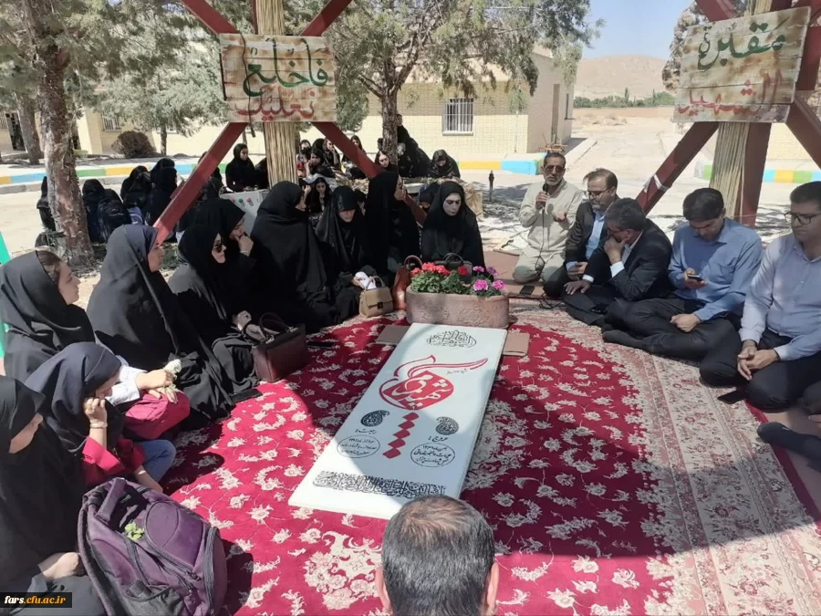 تجدید میثاق جمعی از دانشجویان و کارکنان دانشگاه های شهرستان اقلید با مقام شامخ شهدا  3