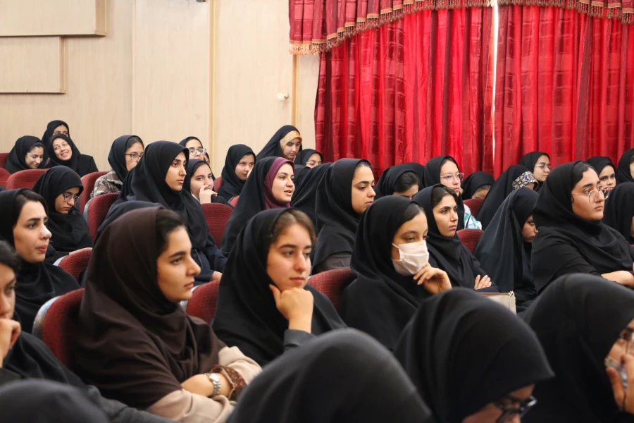 کارگاه تربیت کودک و شخصیت نوجوان در پردیس شهید باهنر دانشگاه فرهنگیان برگزار شد. 5