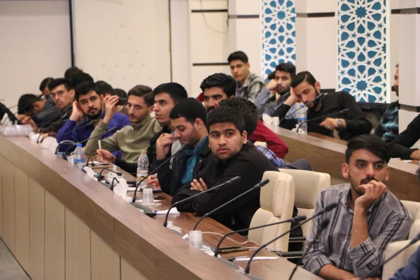 سومین همایش فعالان قرآنی دانشگاه فرهنگیان کشور در حرم احمد ابن موسی (ع) برگزار شد 2