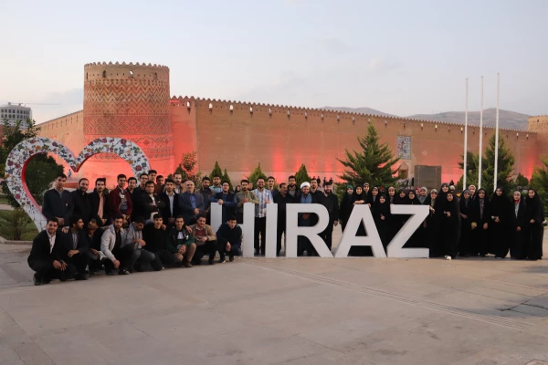 سومین همایش فعالان قرآنی دانشگاه فرهنگیان کشور در حرم احمد ابن موسی (ع) برگزار شد 2