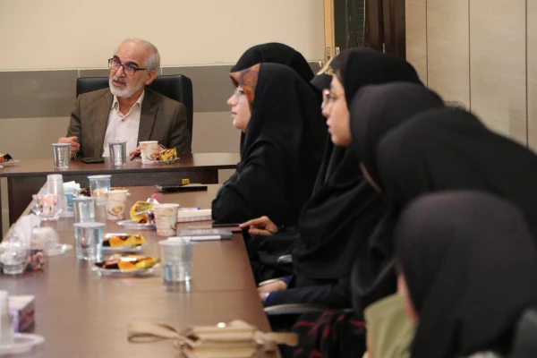 جلسه سرپرست دانشگاه فرهنگیان با اعضای شورای صنفی برگزار شد  8