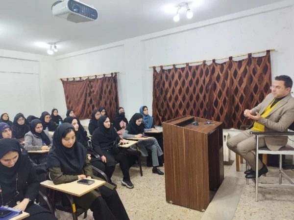 کارگاه آموزشی پیشگیری از آسیب های اجتماعی در پردیس شهید باهنر برگزار شد 2