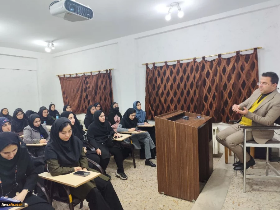 کارگاه آموزشی پیشگیری از آسیب های اجتماعی در پردیس شهید باهنر برگزار شد 2