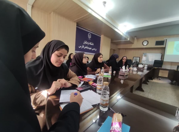 برگزاری نشست "رَه آورد" با حضور اساتید برجسته در پردیس شهید باهنر فارس  5