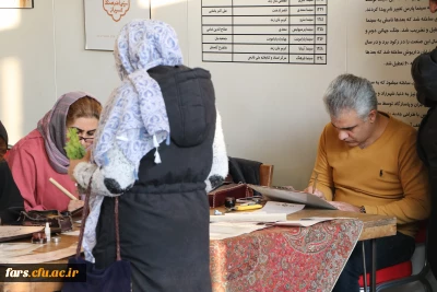 رونمایی نخستین قرآن کتابت شده استاد پیروزنیا در شیراز