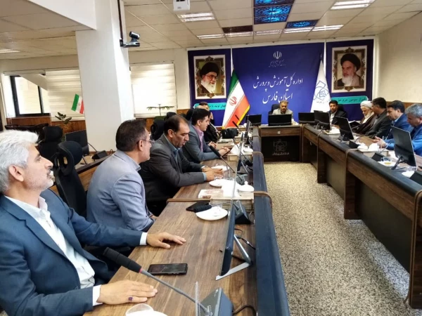 دیدار مسئولان و همکاران دانشگاه فرهنگیان استان فارس با مدیر کل جدید آموزش و پرورش استان 5