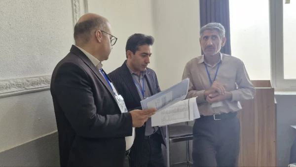 بازدید دکتر علی شیروانی شیری سرپرست دانشگاه فرهنگیان فارس از روند برگزاری آزمون سراسری"ارزشیابی صلاحیت حرفه ی معلمی مهارت آموزان" (اصلح) در پردیس شهید رجایی 3