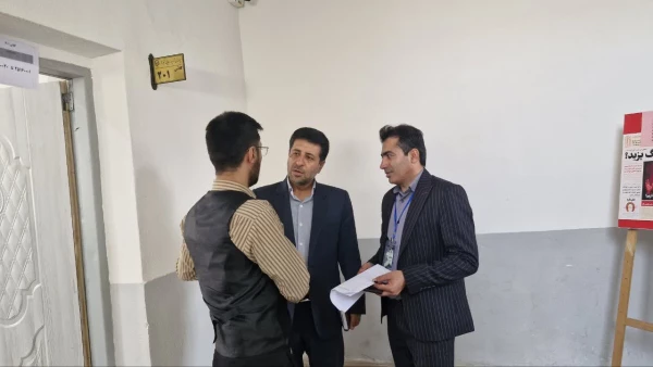 بازدید دکتر علی شیروانی شیری سرپرست دانشگاه فرهنگیان فارس از روند برگزاری آزمون سراسری"ارزشیابی صلاحیت حرفه ی معلمی مهارت آموزان" (اصلح) در پردیس شهید رجایی 7