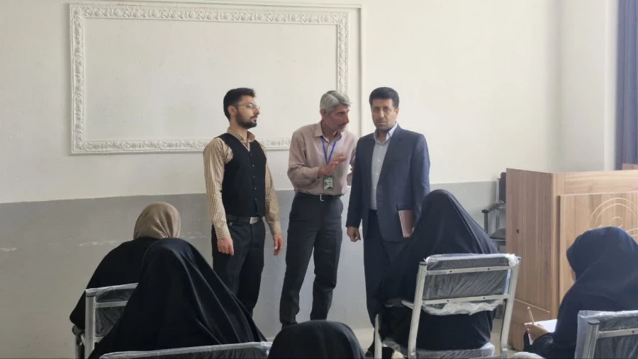 بازدید دکتر علی شیروانی شیری سرپرست دانشگاه فرهنگیان فارس از روند برگزاری آزمون سراسری"ارزشیابی صلاحیت حرفه ی معلمی مهارت آموزان" (اصلح) در پردیس شهید رجایی 10