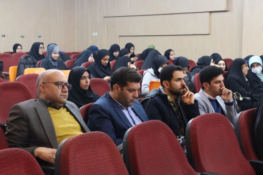 استقبال از دانشجومعلمان استعدادهای برتر قرآنی، علمی، فرهنگی، ورزشی و هنری ورودی ۱۴۰۴ دانشگاه فرهنگیان استان فارس در دیدار با آیت الله دژکام (نماینده ولی فقیه در استان فارس و امام جمعه شیراز)
 5