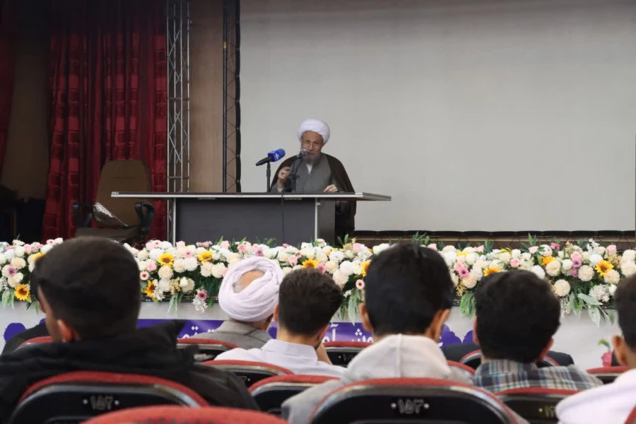 استقبال از دانشجومعلمان استعدادهای برتر قرآنی، علمی، فرهنگی، ورزشی و هنری ورودی ۱۴۰۴ دانشگاه فرهنگیان استان فارس در دیدار با آیت الله دژکام (نماینده ولی فقیه در استان فارس و امام جمعه شیراز)
 7