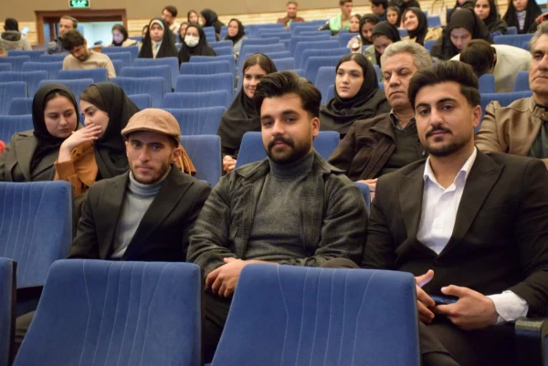 صعود مقتدرانه تیم مناظره «سداد» و کسب جایگاه برتر توسط جوانان آینده ساز در مسابقات ملی مناظره دانشجویان ایران 3