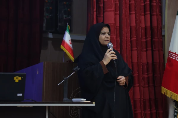 هم افزایی دانش و تعالی در دوره توانمندسازی دبیران کانون ها و انجمن های دانشجویی دانشگاه فرهنگیان فارس 16