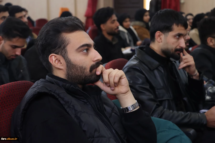 هم افزایی دانش و تعالی در دوره توانمندسازی دبیران کانون ها و انجمن های دانشجویی دانشگاه فرهنگیان فارس 33