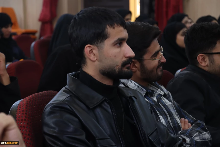 هم افزایی دانش و تعالی در دوره توانمندسازی دبیران کانون ها و انجمن های دانشجویی دانشگاه فرهنگیان فارس 34