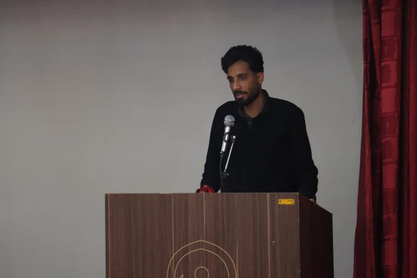 هم افزایی دانش و تعالی در دوره توانمندسازی دبیران کانون ها و انجمن های دانشجویی دانشگاه فرهنگیان فارس 52