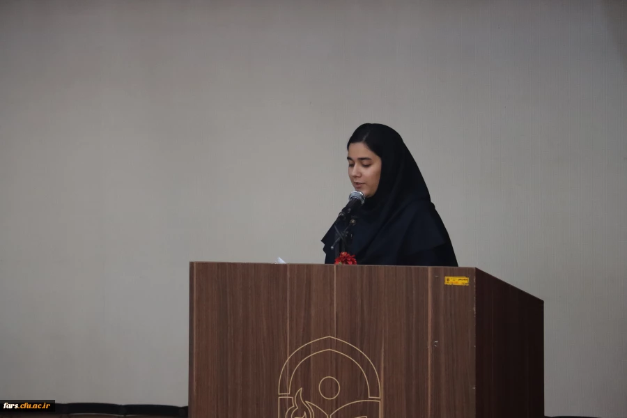 هم افزایی دانش و تعالی در دوره توانمندسازی دبیران کانون ها و انجمن های دانشجویی دانشگاه فرهنگیان فارس 53