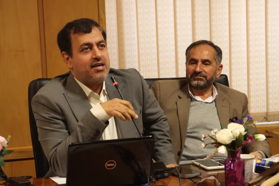 نشست علمی _ترویجی «بصیرت در دنیای امروز» با تأکید بر نقش اساتید در دانشگاه فرهنگیان فارس 13