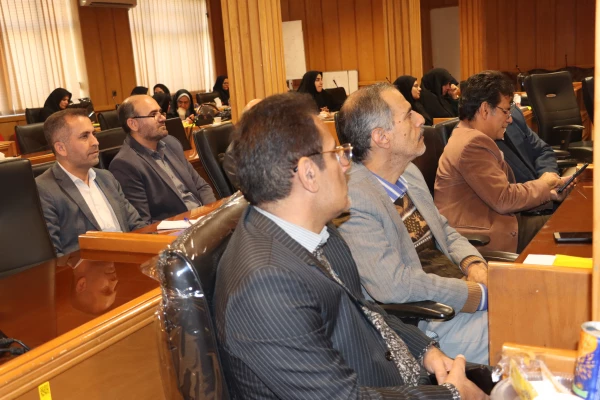 نشست علمی _ترویجی «بصیرت در دنیای امروز» با تأکید بر نقش اساتید در دانشگاه فرهنگیان فارس 21