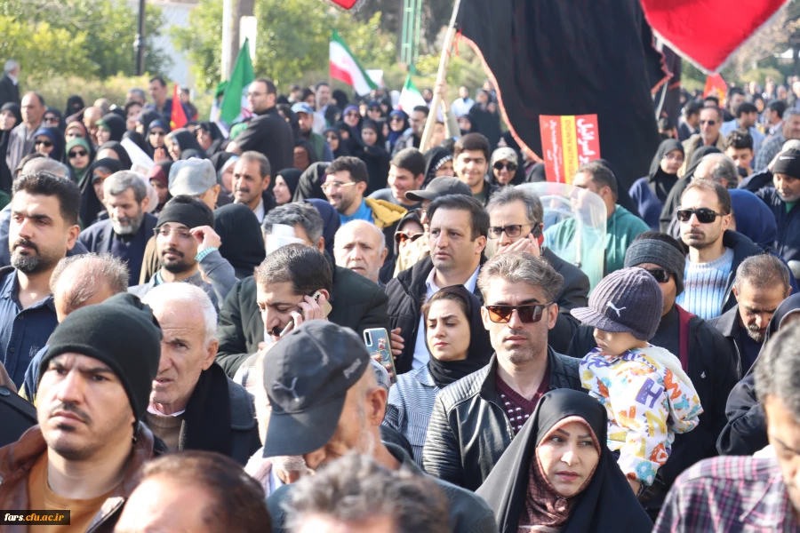 دانشگاه فرهنگیان فارس در حماسه ۲۲ دی ماه همراه آحاد ملت ایران اسلامی فریاد بصیرت، استقامت و استکبارستیزی سر داد
 7