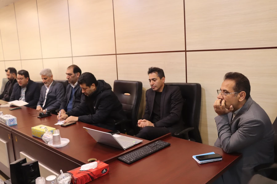 جلسه بررسی و نحوه اجرای آزمون پایانی نیمسال تحصیلی 1405-1404 به صورت مجازی و در بستر سامانهLMS 4