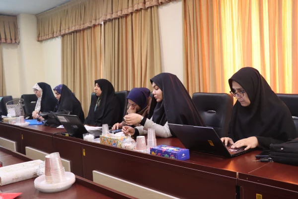 جلسه بررسی و نحوه اجرای آزمون پایانی نیمسال تحصیلی 1405-1404 به صورت مجازی و در بستر سامانهLMS 5