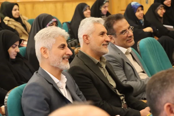 برگزاری کارگاه "خودسازی، جامعه پردازی و تمدن سازی" با هدف تبیین جایگاه دانشگاه فرهنگیان در تربیت نسل آینده  4