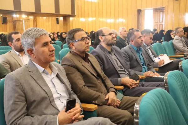 برگزاری کارگاه "خودسازی، جامعه پردازی و تمدن سازی" با هدف تبیین جایگاه دانشگاه فرهنگیان در تربیت نسل آینده  2