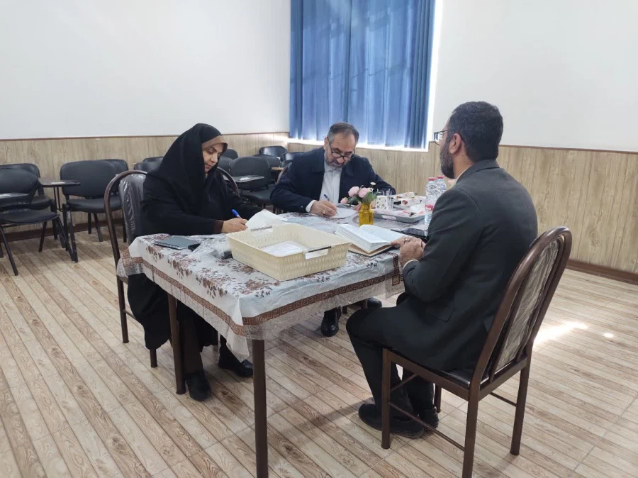 گزارش برگزاری مصاحبه علمی و عمومی متقاضیان تدریس
 3